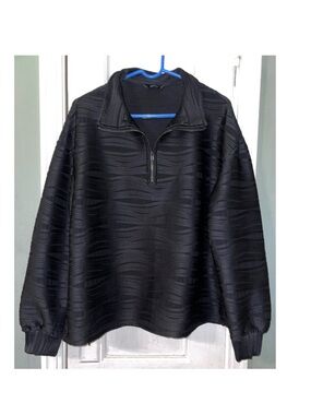Black Half-Zip Textured Pullover Sweatshirt - Women's